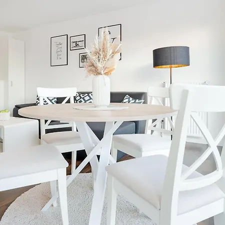 Alte Bergstrasse 11 Bude 7 *